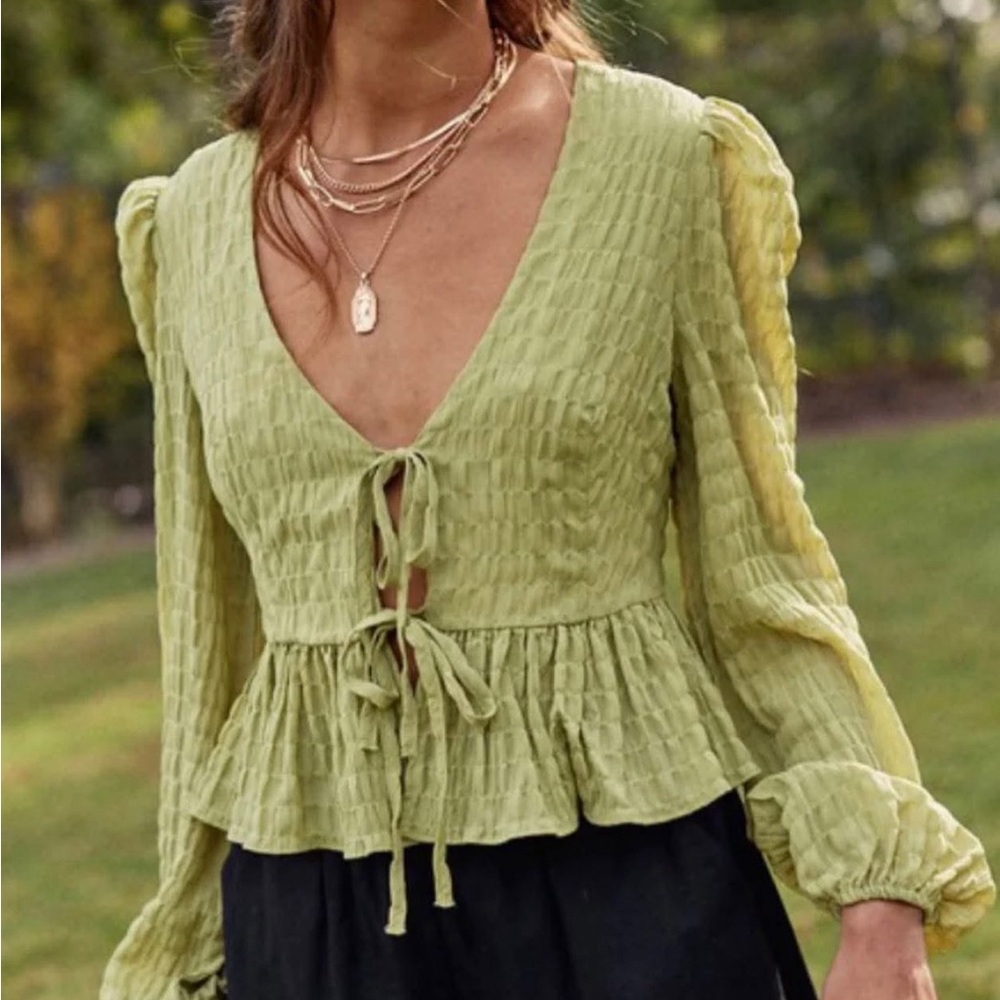 LaLavon Kiwi Lovin Top